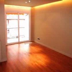 250_x_img_010_salon.jpg