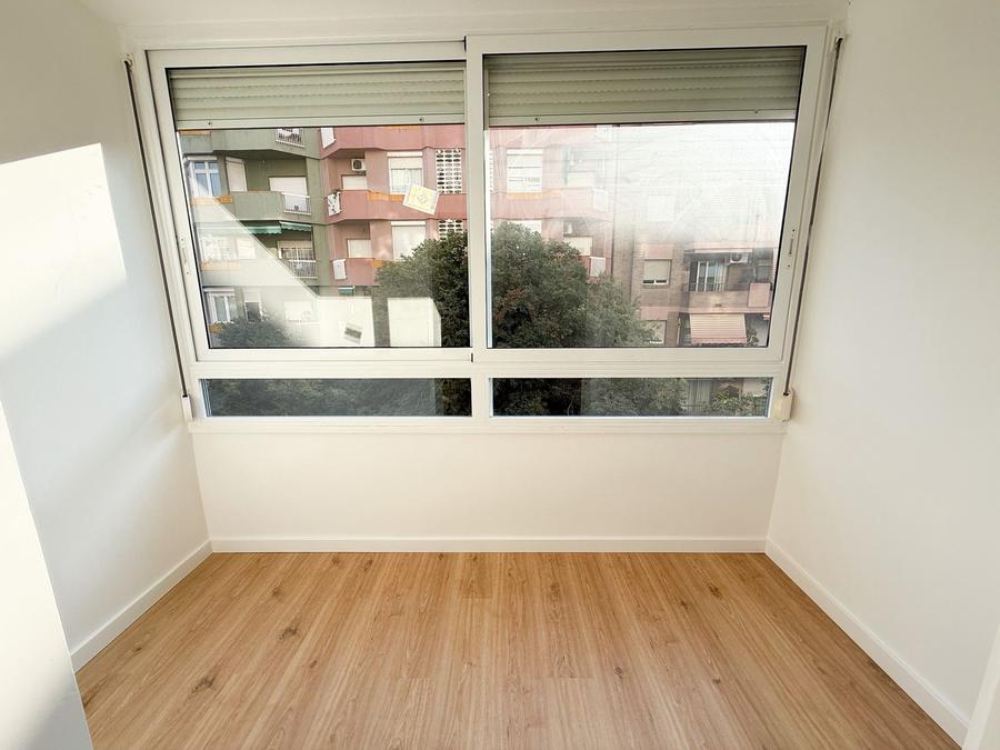 EIXAMPLE DRET