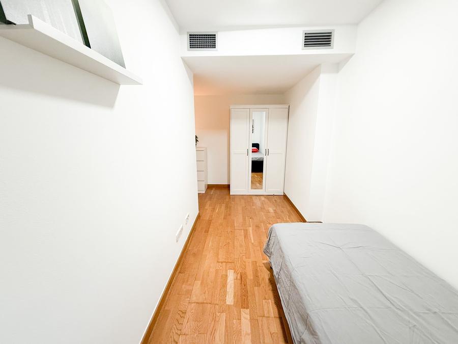 EIXAMPLE DRET