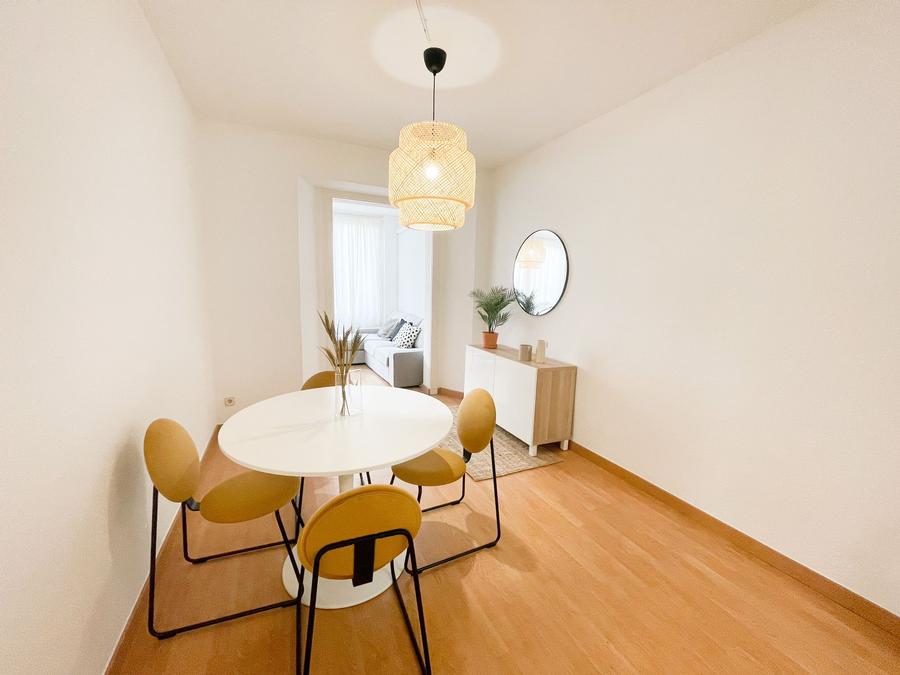 EIXAMPLE DRET