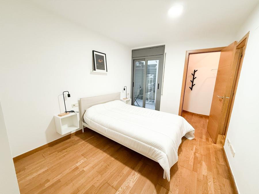 EIXAMPLE DRET