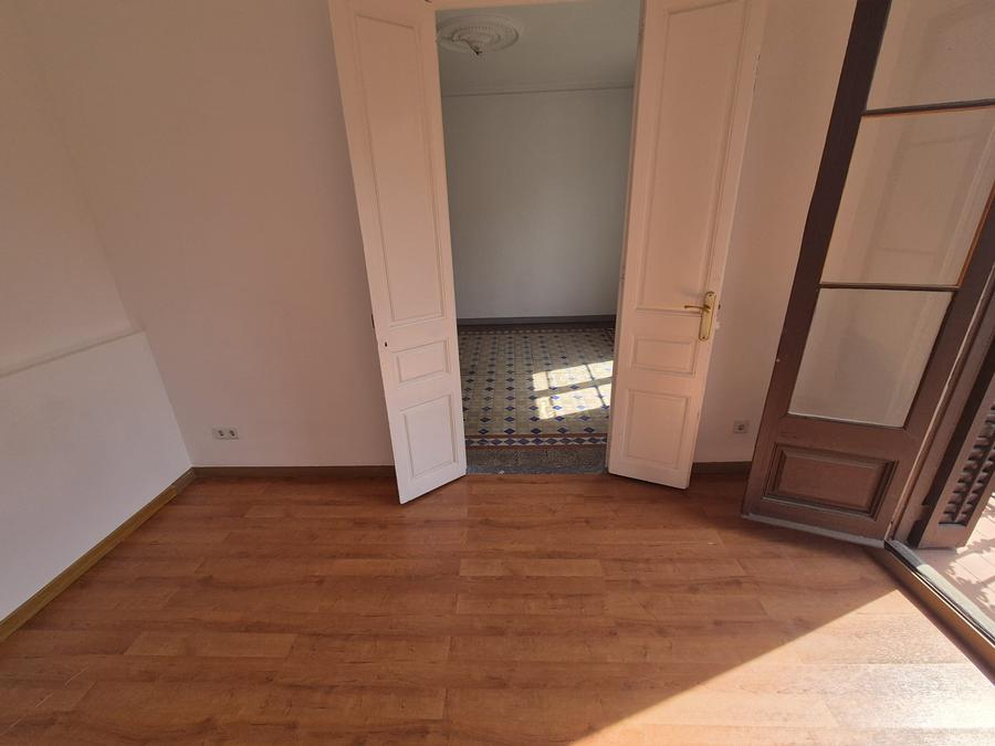 EIXAMPLE DRET