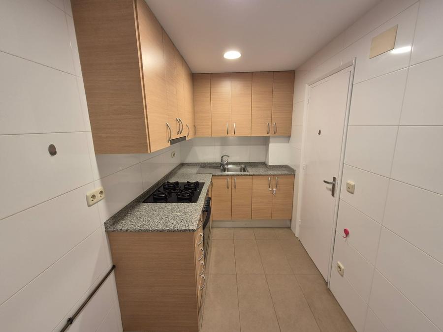 NOU BARRIS/MERIDIANA