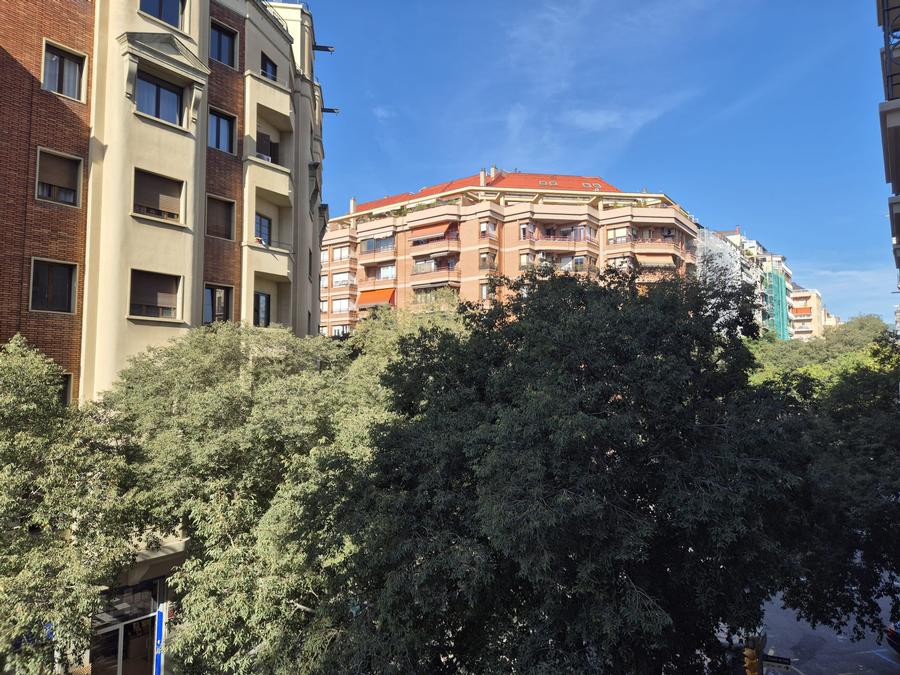 EIXAMPLE DRET
