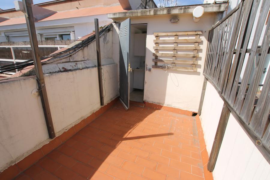 LES CORTS